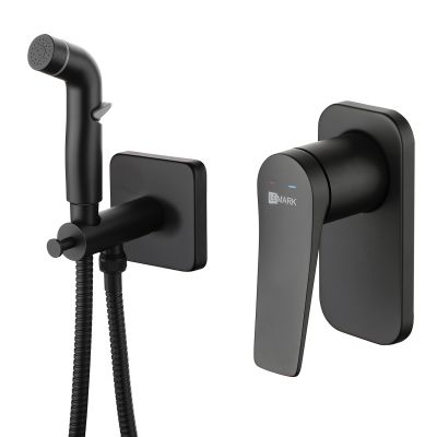 Смеситель встраиваемый c гигиеническим душем Lemark Bronx LM3719BL, черный